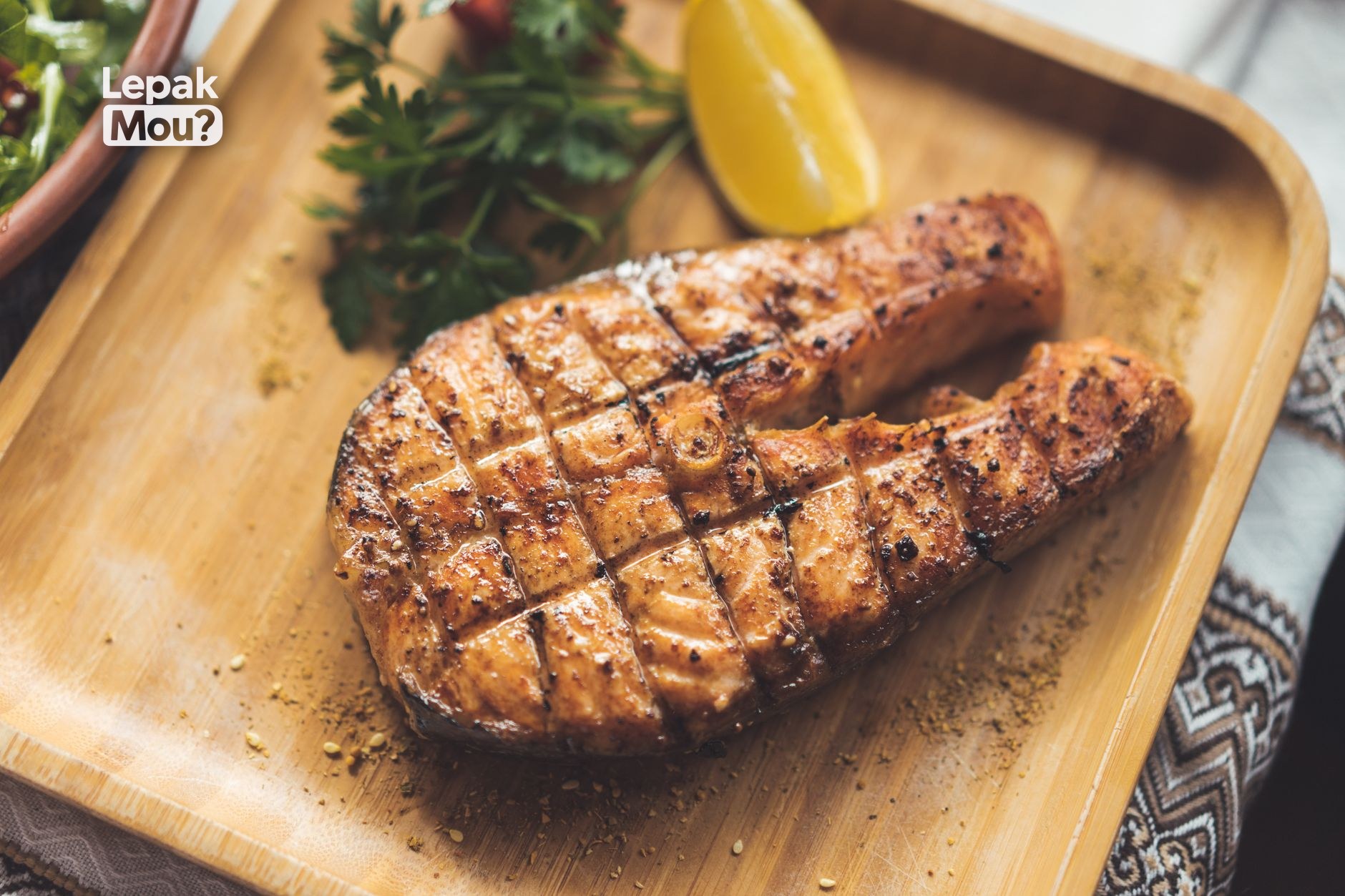 Lemon-Herb Air Fryer Salmon