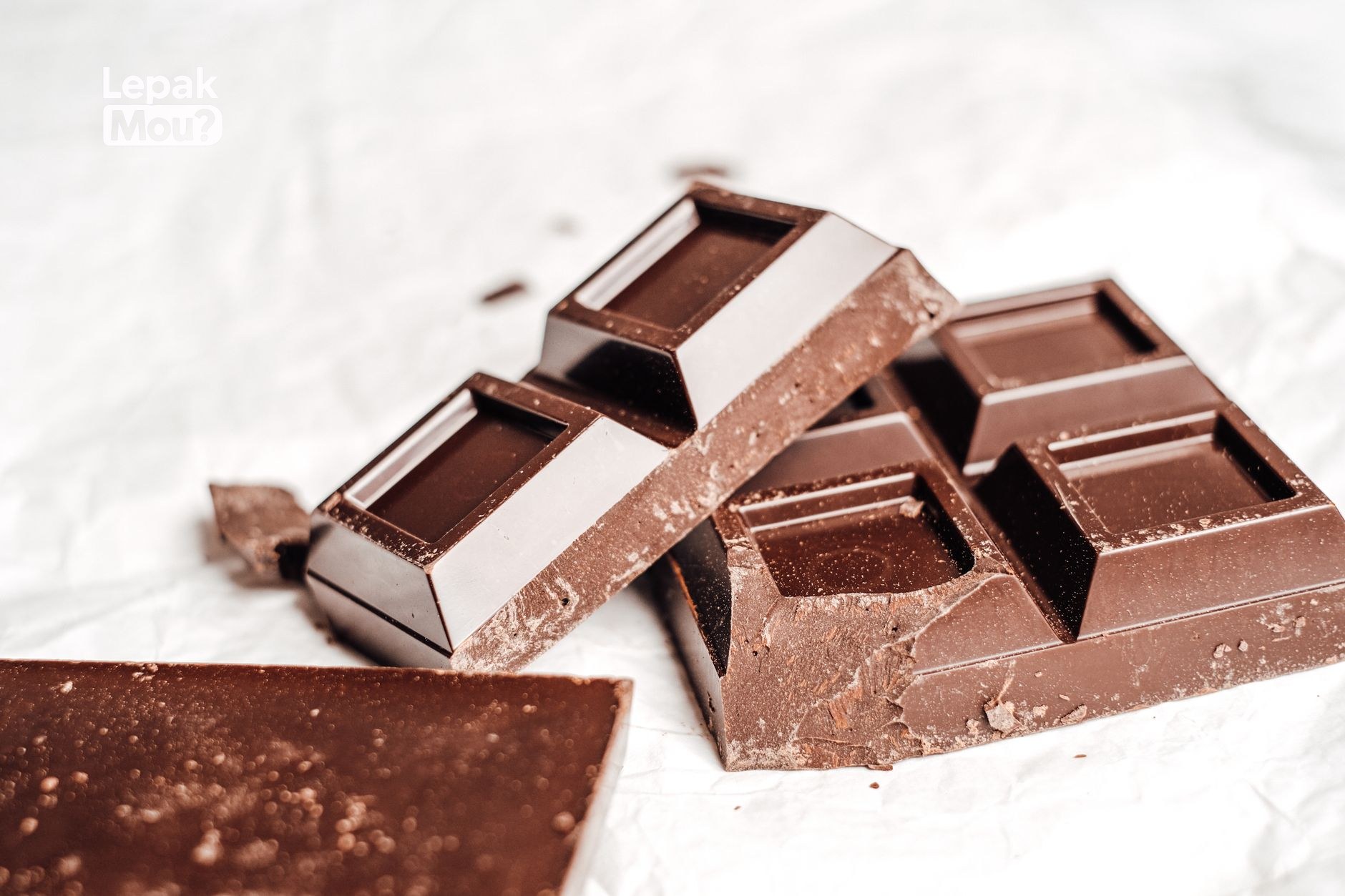 Dark Chocolate (70% Cacao+)