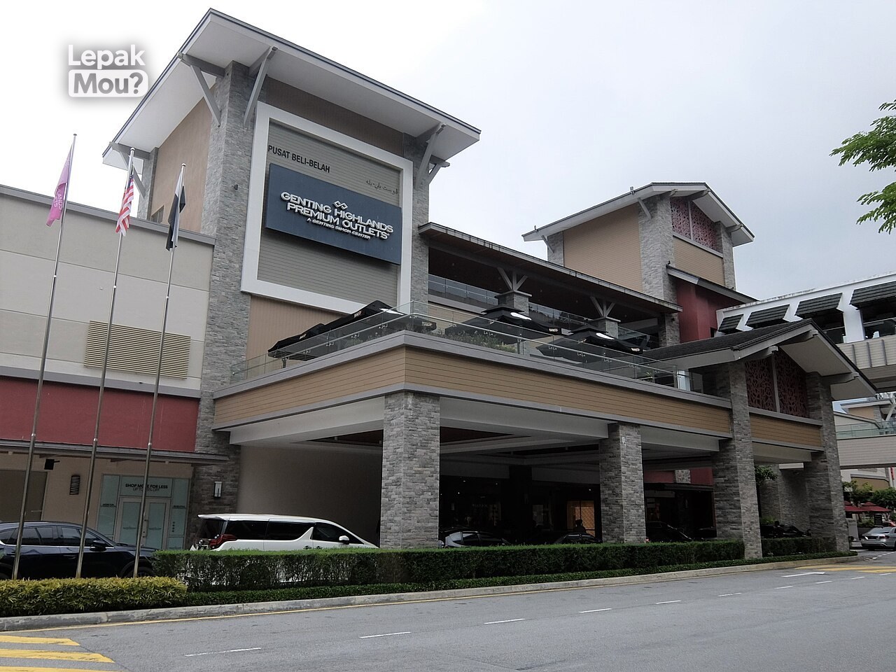 Entrance of Genting Highlands Premium Outlets